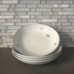 FUKAGAWA ARITA MID CENTURY ANTIQUE: 4 SERVING BOWLS AND 1 GRAVY BOAT